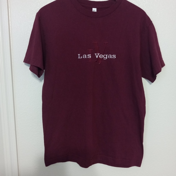 LAS VEGAS burgundy short sleeve women's graphic T-shirt size M - Picture 2 of 6